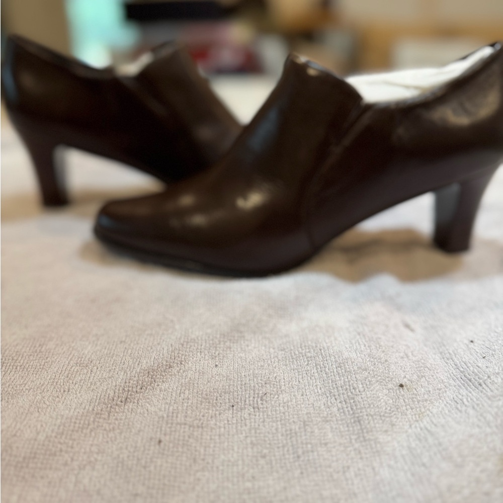 Trotters Dark Brown Heeled Boots